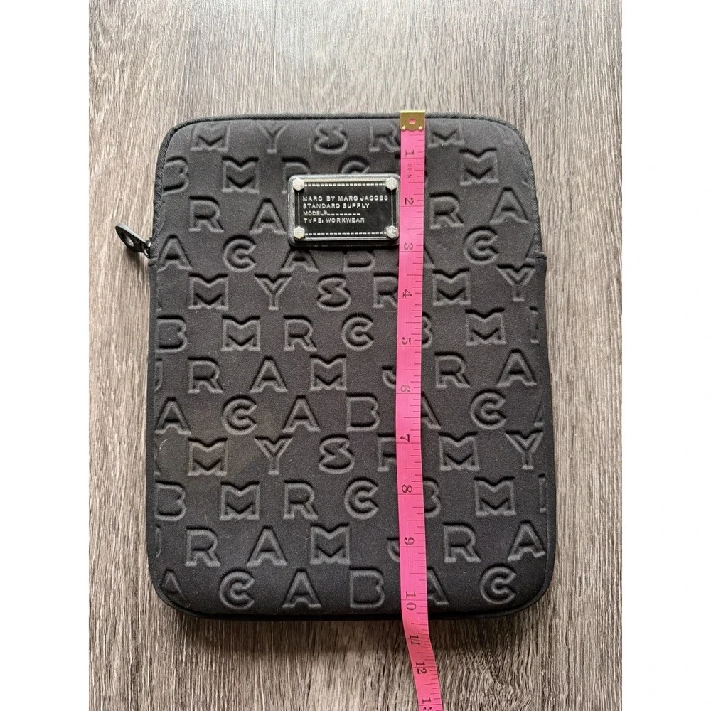 Marc by Marc Jacobs Neoprene Dreamy Logo iPad Tablet Sleeve Case Black